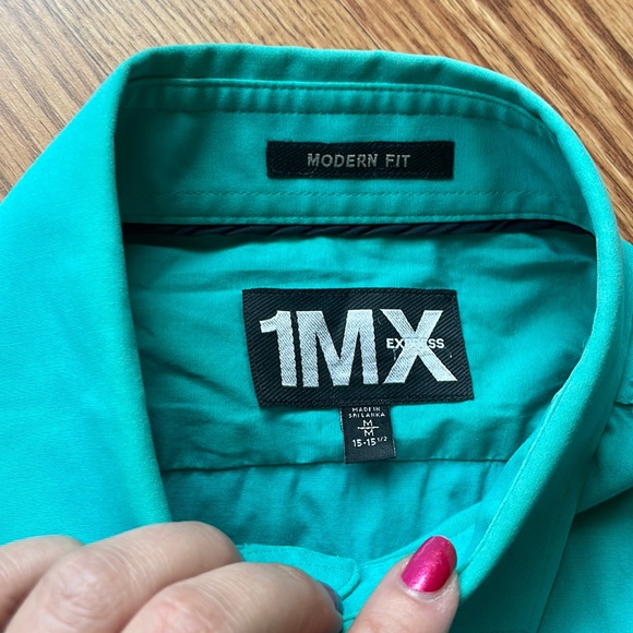 ❤️5/$13Express 1MX aqua dress shirt - Picture 2 of 7